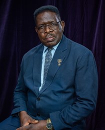 Photo of Everett Smith